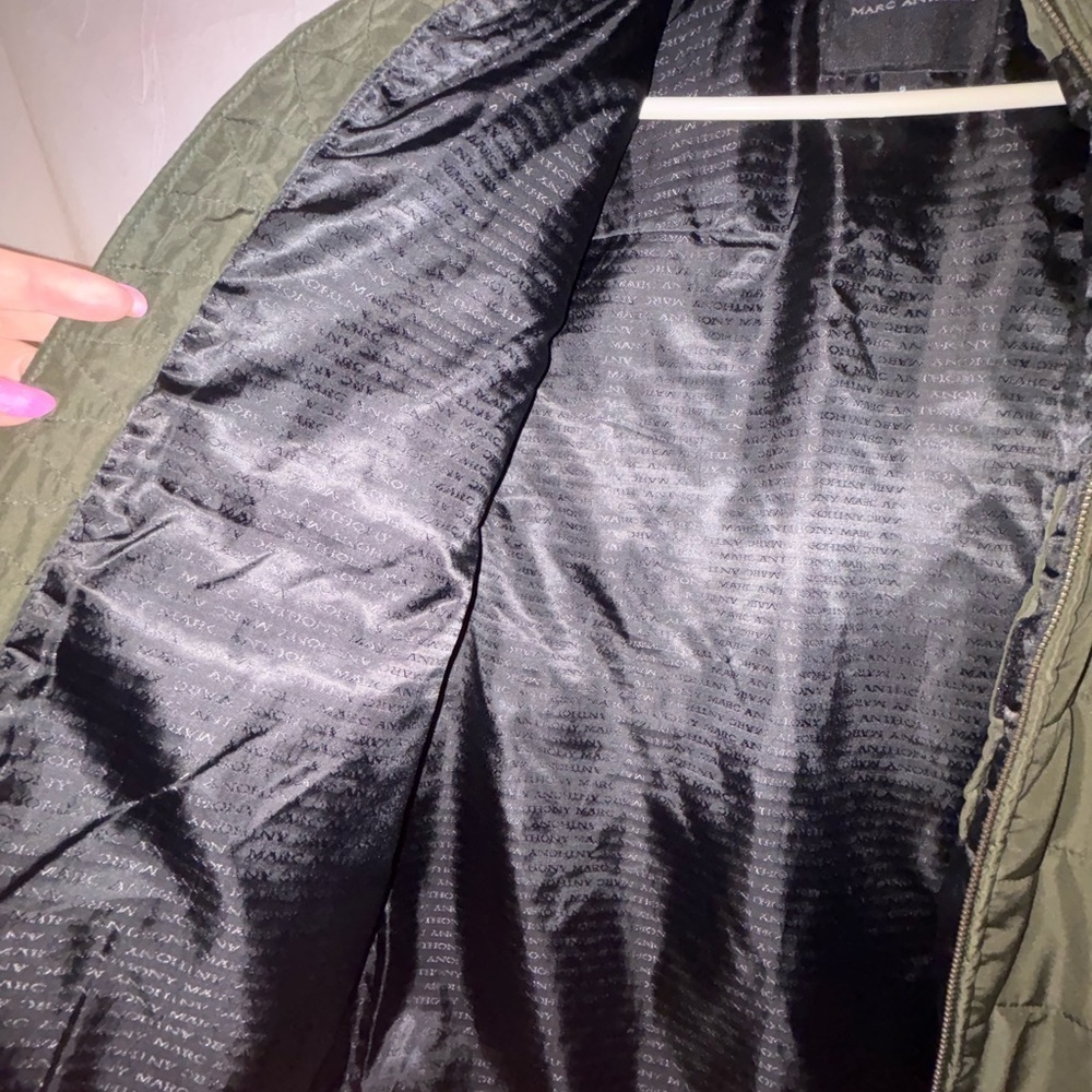 Marc Anthony Men's Olive Quilted Vest - Picture 3 of 11